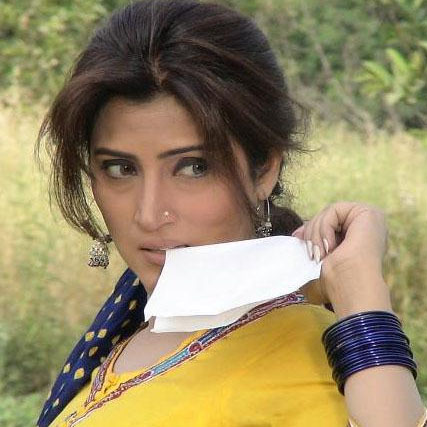 Hina Shaheen