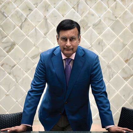 Husain Haqqani